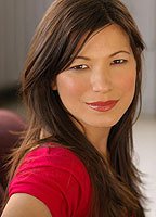 Julienne Hanzelka Kim