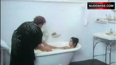 3. Iliana Ross Nude in Bathtub – La Coquito