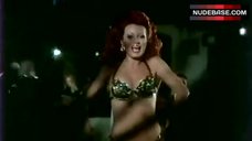 1. Iris Chacon Sexy Dancing – La Mujer Es Un Buen Negocio