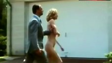 7. Caroline Sihol Shows Boobs, Butt and Bush – L' Heure Simenon