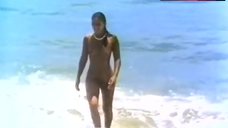 4. Vanity Shows Naked Getting Out of Water – Tanya'S Island
