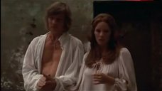 4. Raquel Welch Pokies – The Three Musketeers