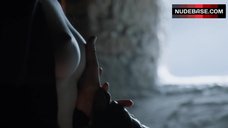 5. Carice Van Houten Shows Nude Tits – Game Of Thrones