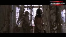 Olivia Williams Butt Crack – To Kill A King