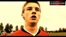 1. Ina Centio Goalkeeper in Bikini – Kick'N Rush