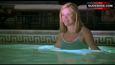 5. Sexy Reese Witherspoon in Swim Suit – Cruel Intentions