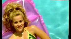 3. Reese Witherspoon Bikini Scene – Legally Blonde