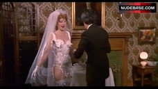 4. Anita Morris Shows Tits and Butt – The Happy Hooker