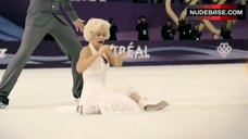 3. Amy Poehler Ice Skating – Blades Of Glory