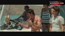 4. Kelly Brook Shows Nude Breasts – Piranha 3D