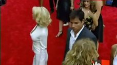8. Jessica Simpson Cleavage – Vh1'S 100 Greatest Red Carpet Moments