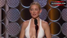 10. Kate Hudson Cleavage – The Golden Globe Awards