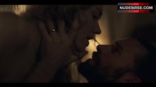 Yvonne Strahovski Sensual Sex – The Handmaid'S Tale