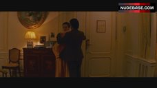 7. Natalie Portman Shows Butt – Hotel Chevalier