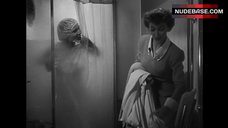 5. Veronica Lake Naked in Shower – Sullivan'S Travels