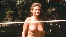 8. Dolores Carlos Nude Volleyball – Hideout In The Sun