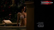 4. Sexy Jaime Murray in Bikini – Valentine