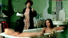 10. Christine Boisson Naked Sits Down in Bath – Les Amies De Ma Femme
