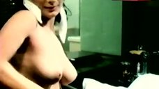 Edwige Fenech Shows Tits and Ass on Operating Table – La Dottoressa Del Distretto Militare