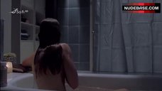 8. Nikki Sanderson Nude Gets Out Buthtub – Boogeyman 3