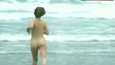 2. Beate Jensen Full Nude on Beach – Der Kuss Des Tigers