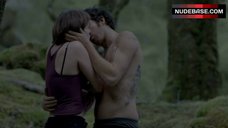3. Elisabeth Moss Sex in Forest – Top Of The Lake