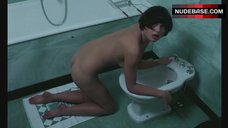 Andrea Rau Full Naked in Toilet – Daughters Of Darkness
