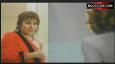 9. Carmen Russo Full Nuked in Shower – Mia Moglie Torna A Scuola
