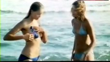 5. Gloria Guida Shows Tits on Beach – La Minorenne