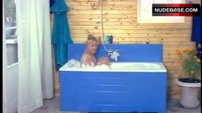 3. Gloria Guida Naked Gets Out of Bathtub – La Liceale, Il Diavolo E L'Acquasanta