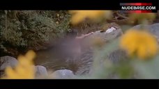 6. Suzzanna Bathing in River – The Queen Of Black Magic