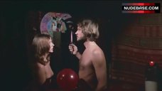 3. Brenda Scott Shows Nude Tits – Simon, King Of The Witches