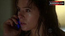 9. Elaine Cassidy Sexy in Black Bra and Panties – Harper'S Island