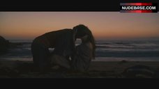 2. Margarita Levieva Sex At The Beach – Spread