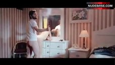 2. Alysia Reiner Flashes Boobs – The Vicious Kind