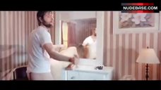 3. Alysia Reiner Flashes Boobs – The Vicious Kind