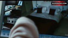 5. Gillian Anderson Flashes Her Tits – Closure