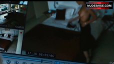 6. Gillian Anderson Flashes Her Tits – Closure