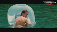 2. Riley Steele Fully Nude Body – Piranha 3D