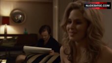 2. Anna Hutchison Shows Boobs and Ass – Underbelly