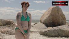 8. Lena Dunham in Green Bikini – Girls