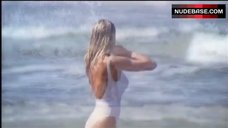 4. Pamela Anderson Sexy – V.I.P.