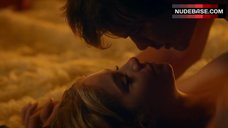 Ashley Benson Romantic Sex – Pretty Little Liars