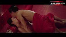 8. Ji-Hyo Song Shows Tits in Sex Scene – A Frozen Flower