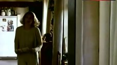 10. Evelyne Bouix Exposed Boobs – Chacun Chez Soi