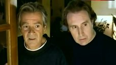 7. Evelyne Bouix Exposed Boobs – Chacun Chez Soi