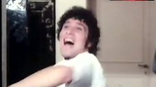 2. Pamela Tifin Dancing in Bikini – La Signora E Stata Violentata