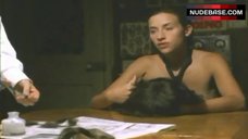 2. Natalie Appleton Ass Crack – Honest