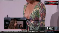 6. Olivia Munn Side Boob – E! Live From The Red Carpet