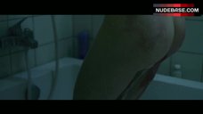 Rooney Mara Full Nude in Shower – The Girl With The Dragon Tattoo